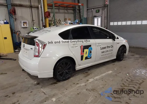 2014 Toyota Prius Four z USA, uszkodzony, nr VIN JTDKN3DU9E0380293
